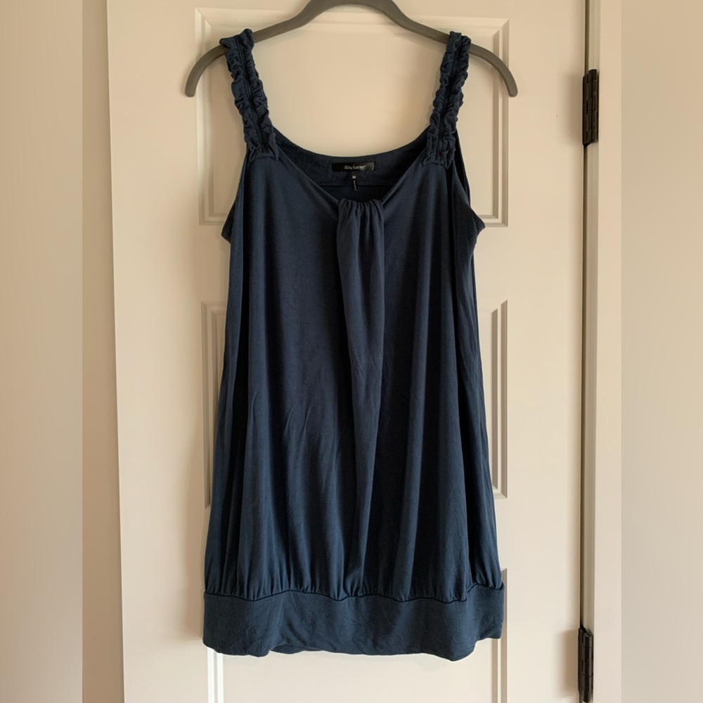 Daisy Fuentes layering cami/tank